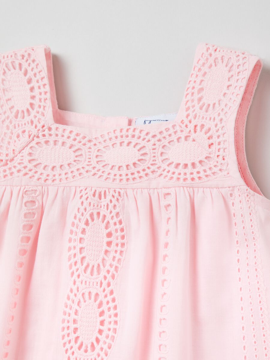 Sleeveless dress in broderie anglaise cotton_2