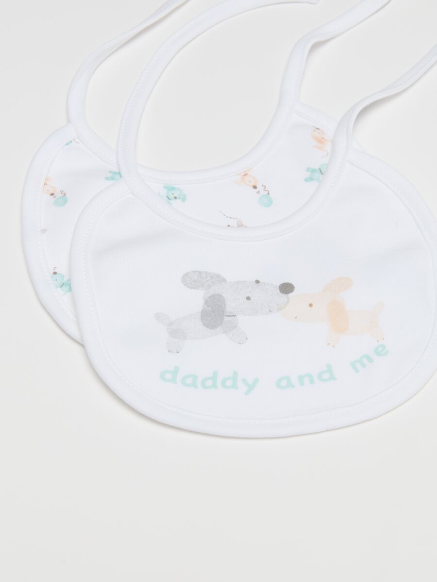 Two-pack bibs with puppies print_3