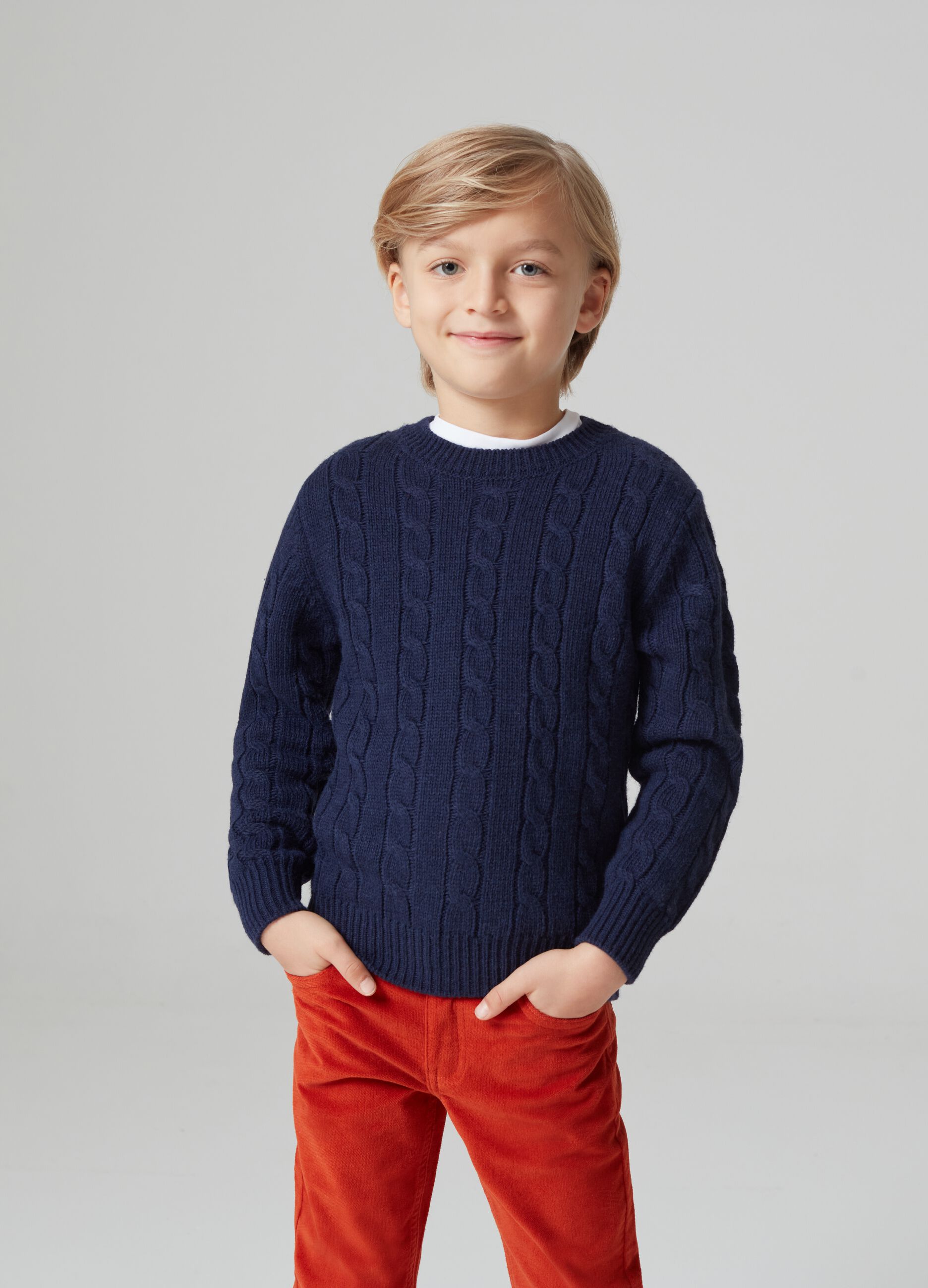 Pullover with cable-knit design