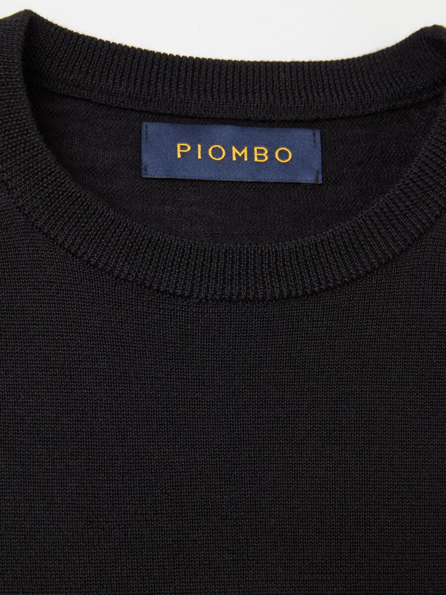 Merino wool pullover with round neck_5