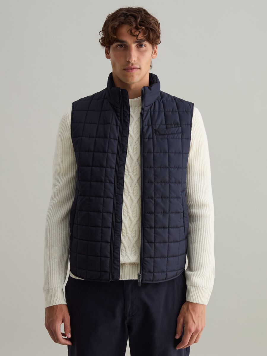 Contemporary gilet with ripstop weave_1