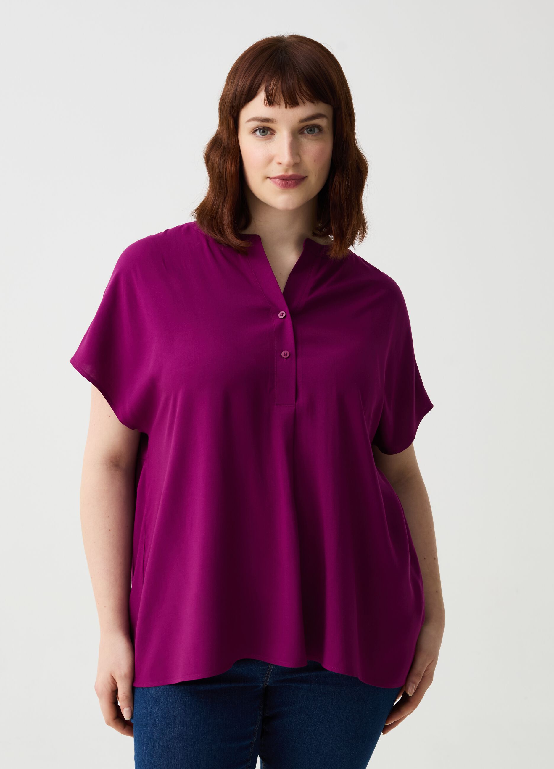 Curvy viscose blouse with buttons