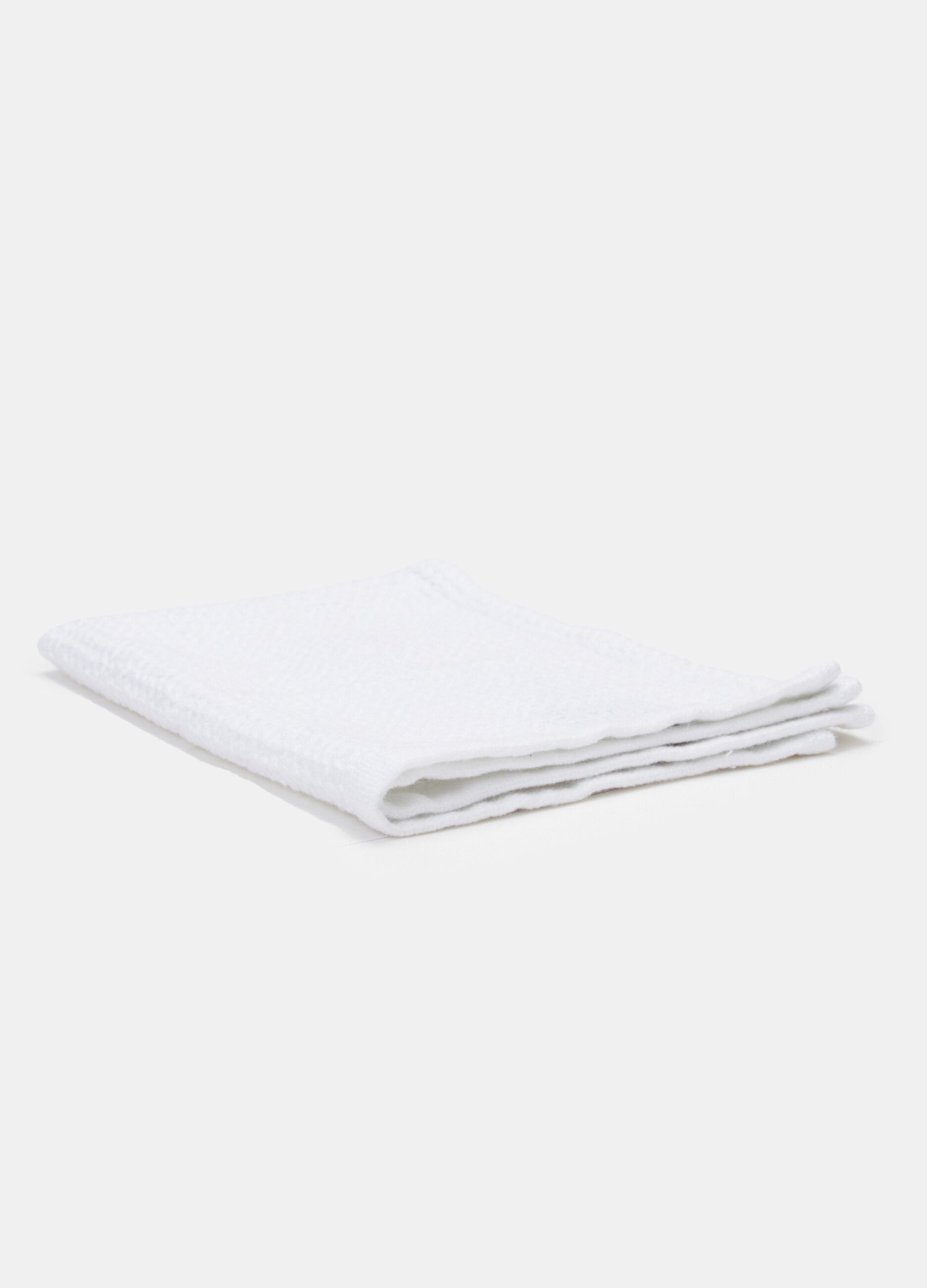 Waffle guest towel in viscose blend cotton