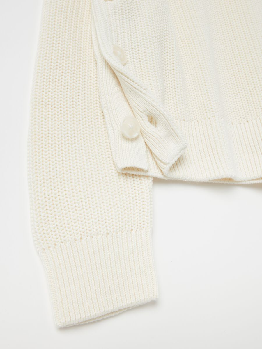 Ribbed pullover with buttons_5