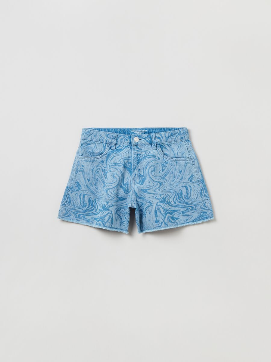 Shorts in denim con stampa all-over_0