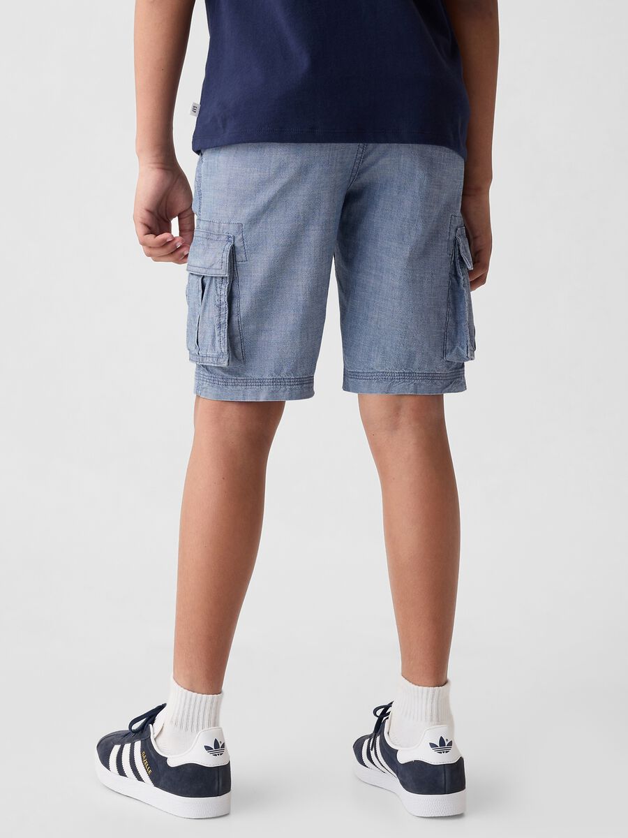 Cargo Bermuda shorts in chambray cotton_2