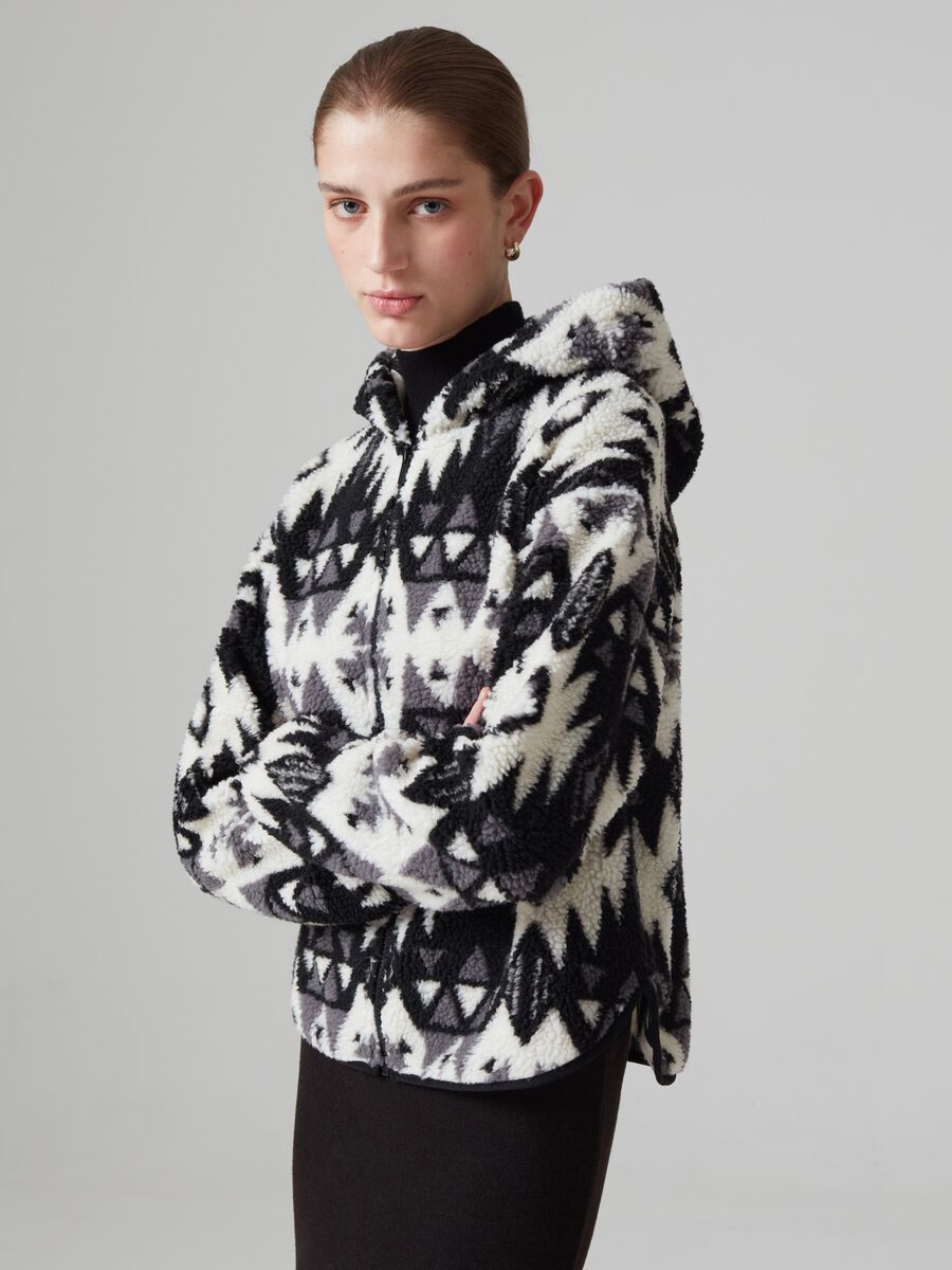 Sherpa full-zip sweatshirt with ikat pattern_1