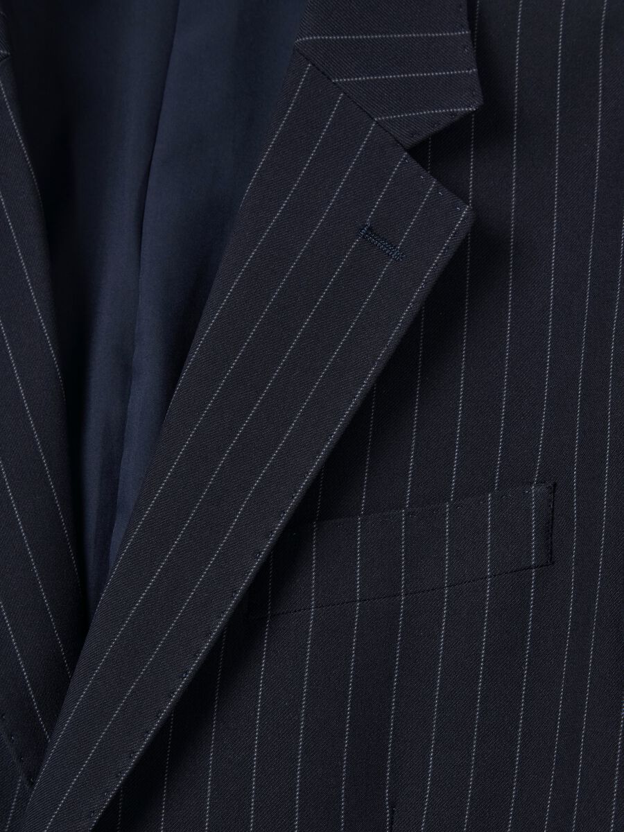 Easy-fit pinstriped blazer_1