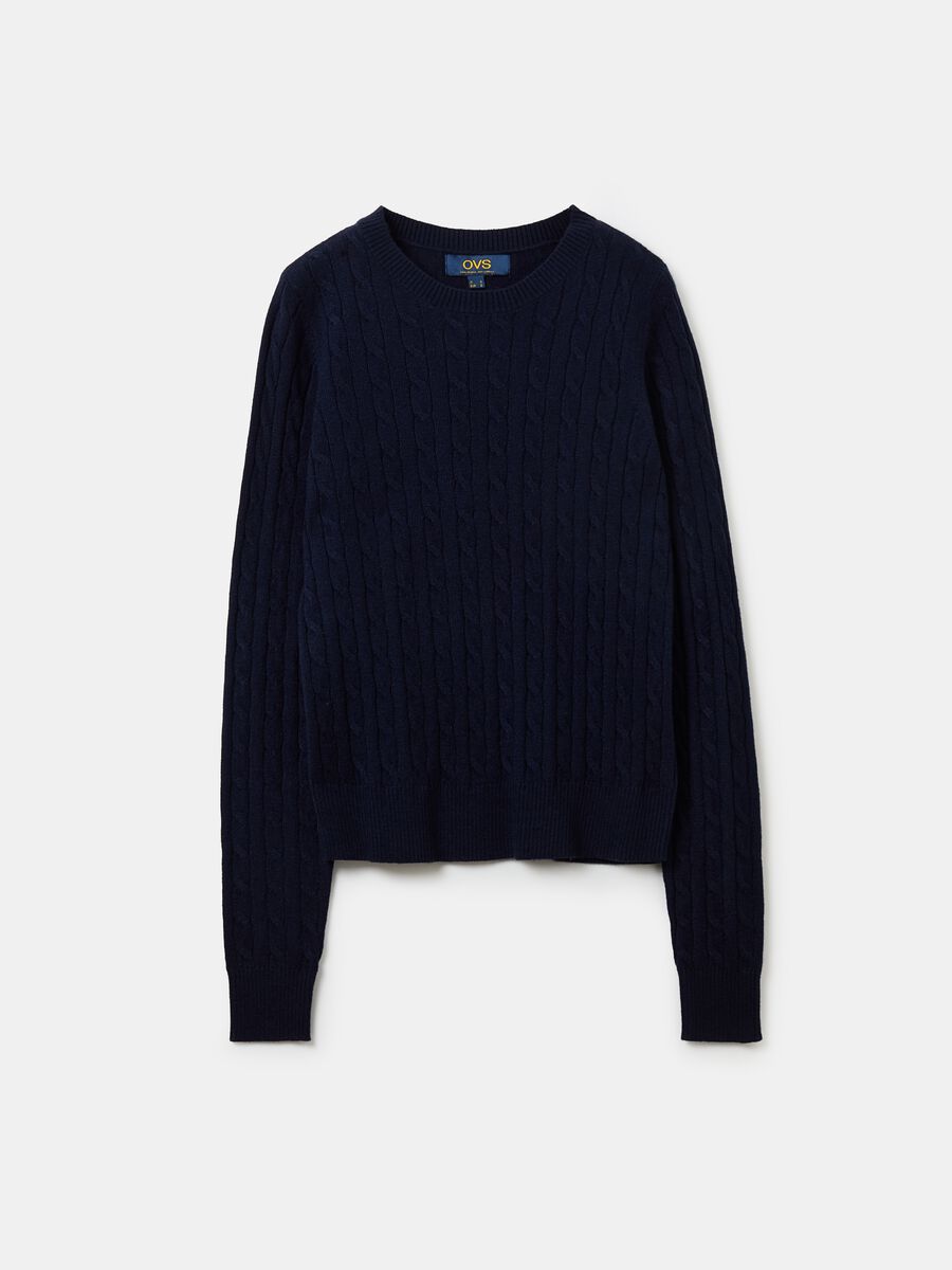 Ribbed pullover with cable-knit design_4