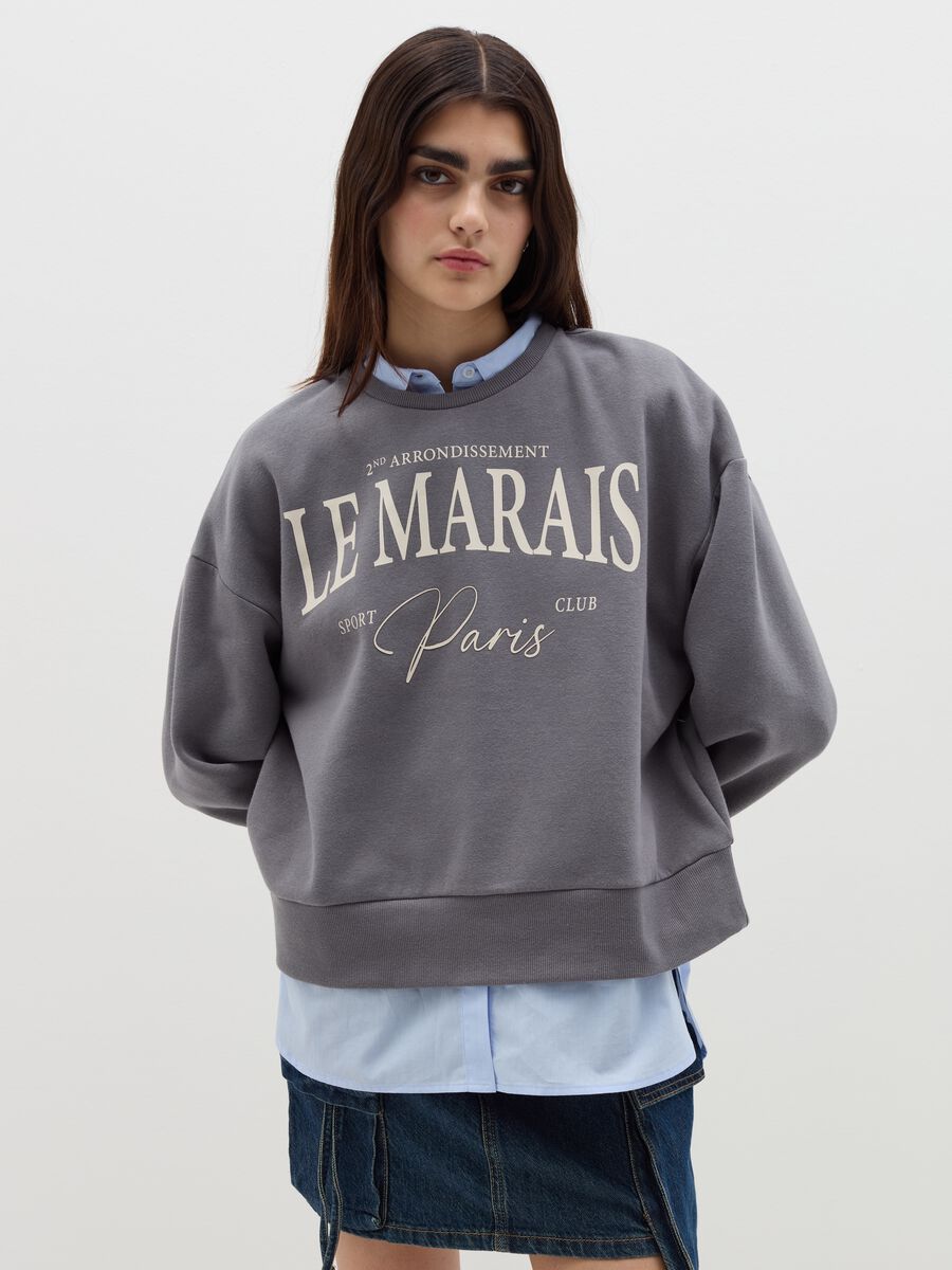 Sweatshirt with round neck_1