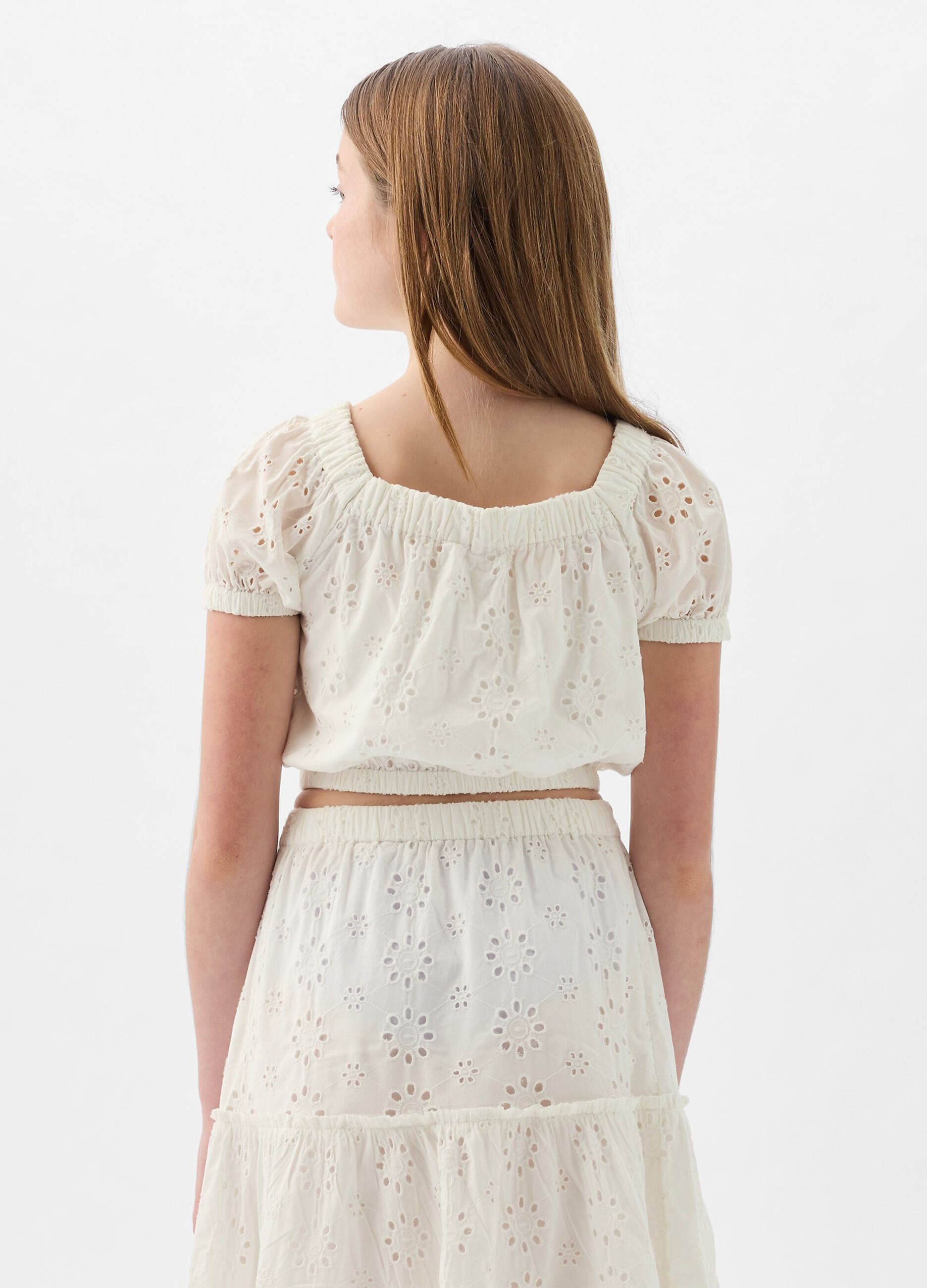 Crop top in broderie anglaise with puff sleeves