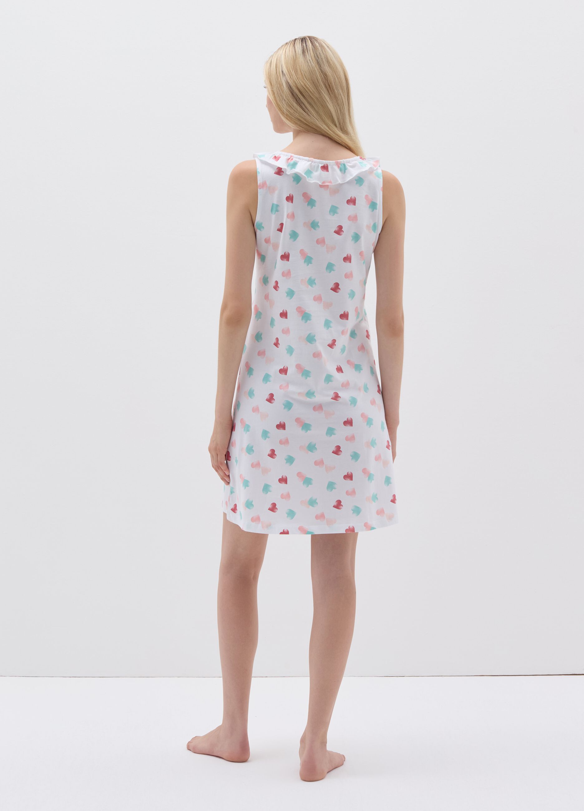 Nightdress with hearts print