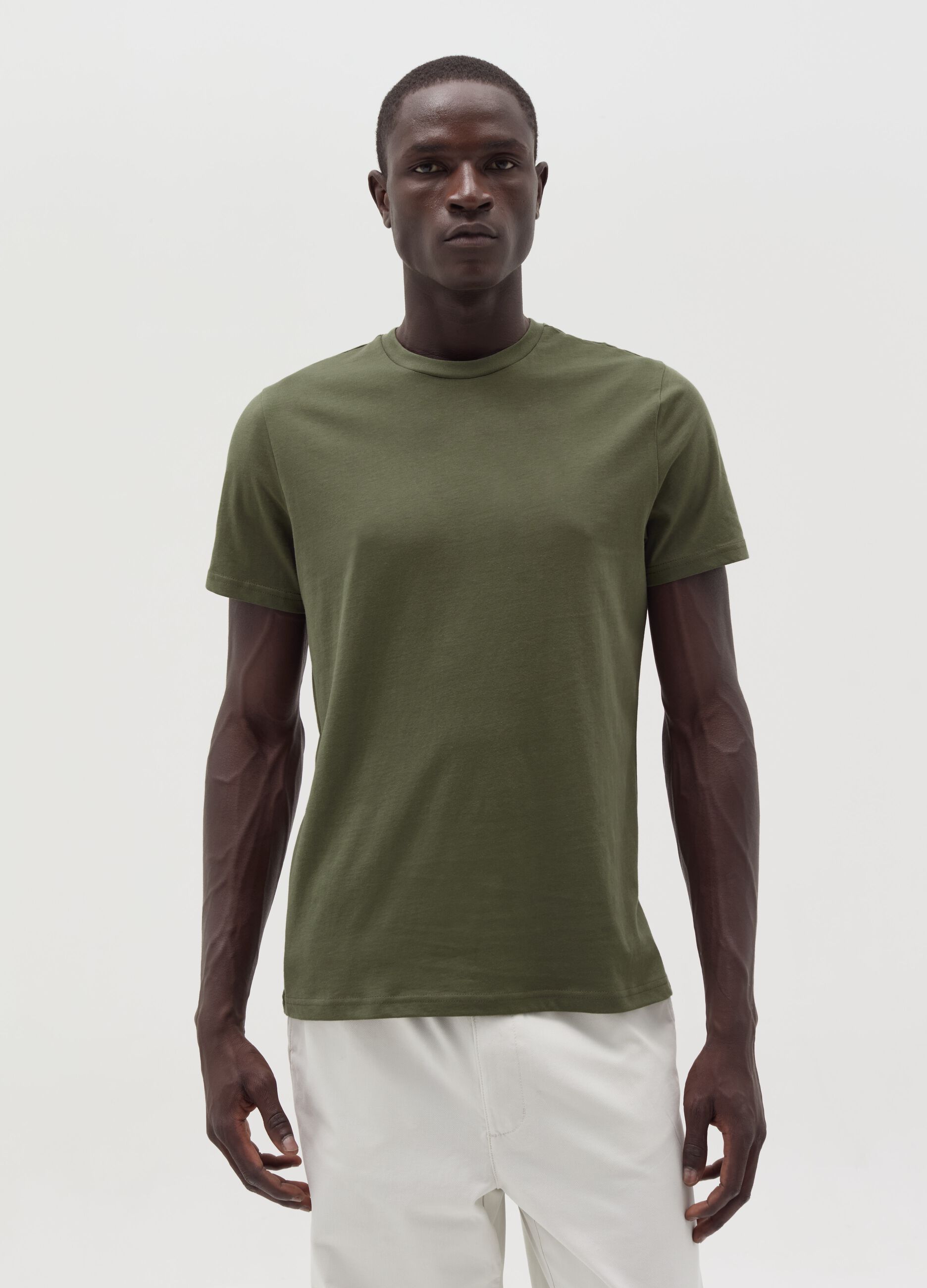 Cotton T-shirt with round neck