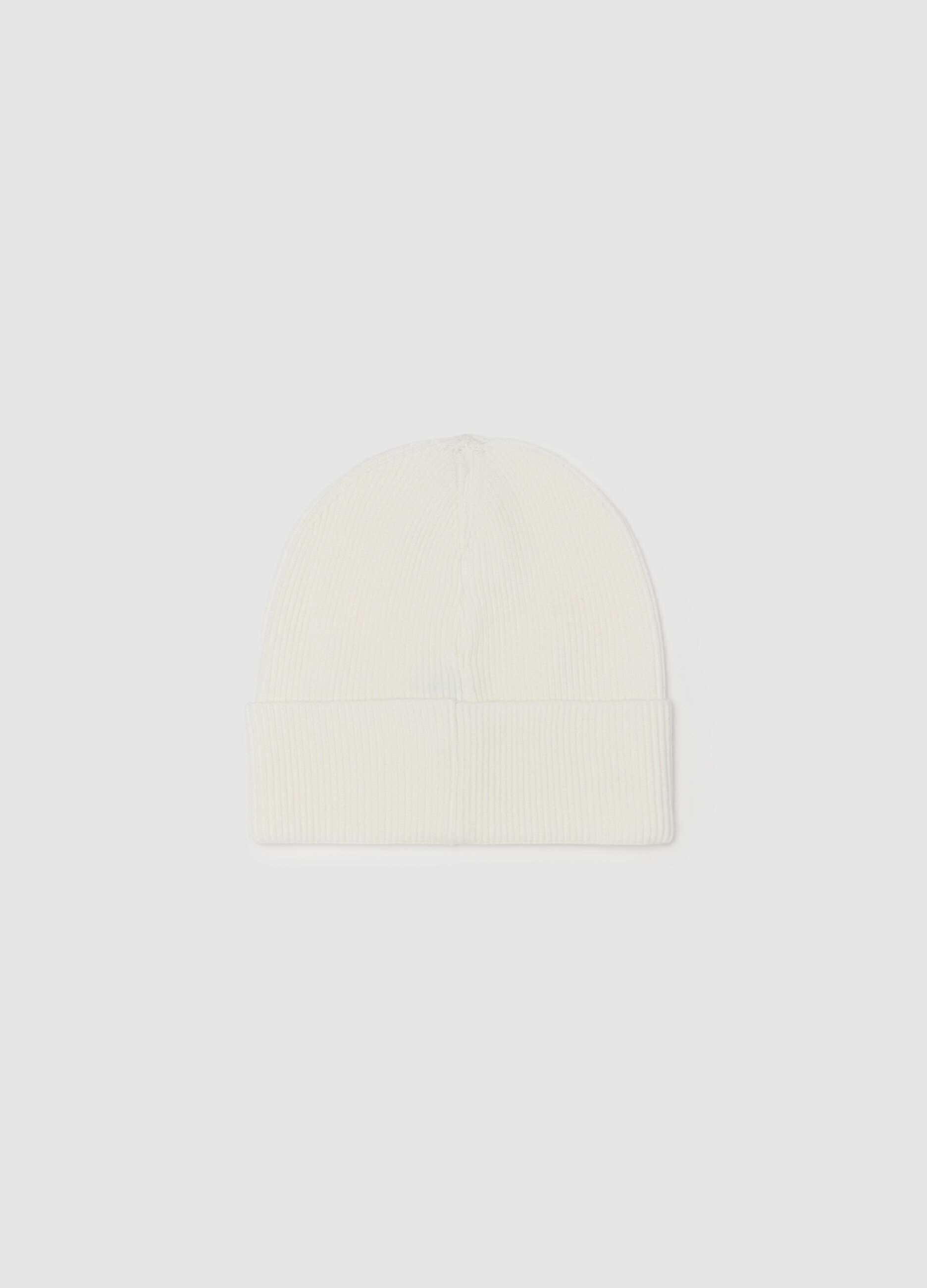 Essential ribbed hat with fold