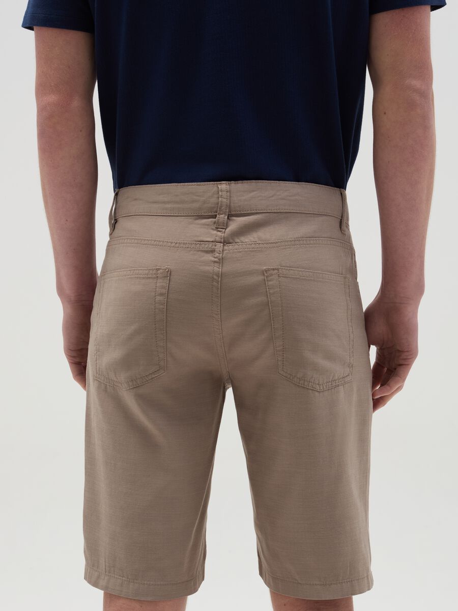 Bermuda shorts with five pockets in cotton and linen_2