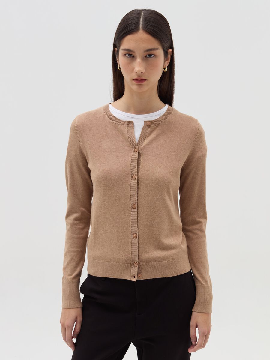 Cardigan with round neckline_2