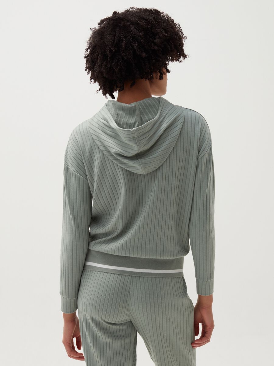 Top with flat ribbed hood_2