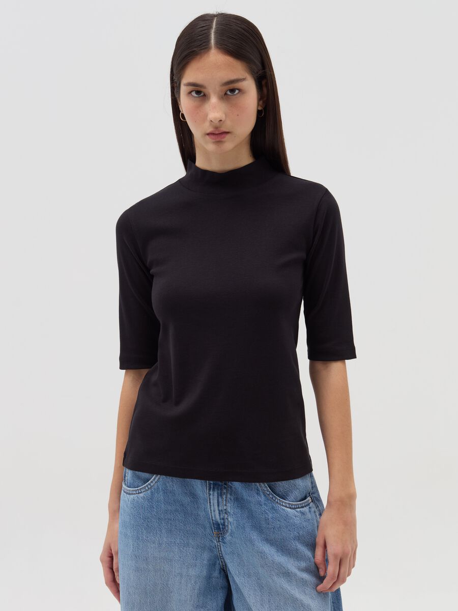 T-shirt with mock neck and elbow-length sleeves_1