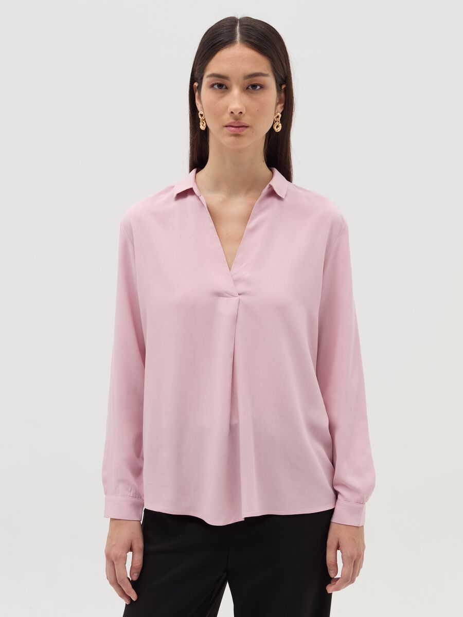 Blouse with polo neckline and long sleeves_1