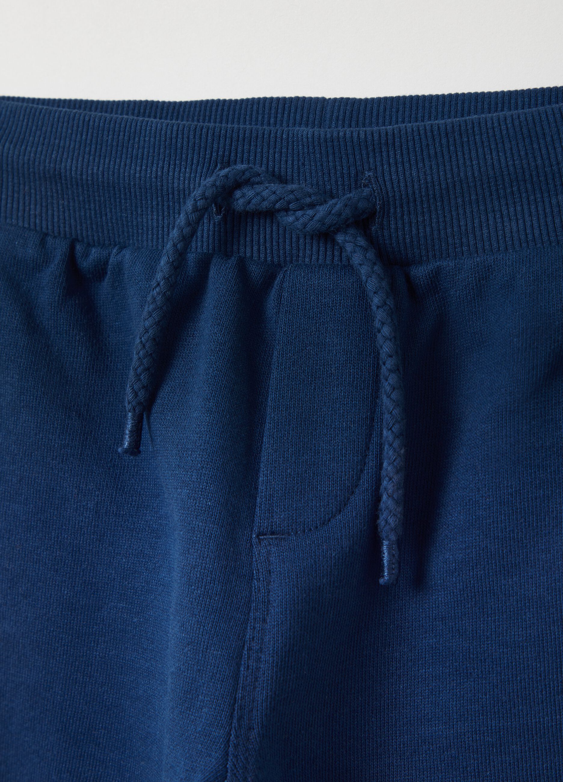 Fleece joggers with drawstring