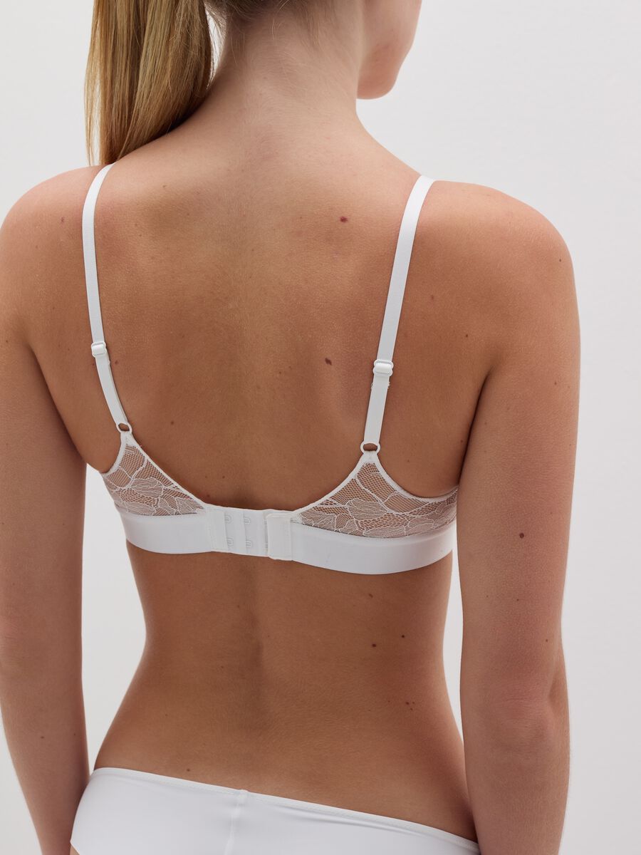 The Triangle soft bra in floral lace_3