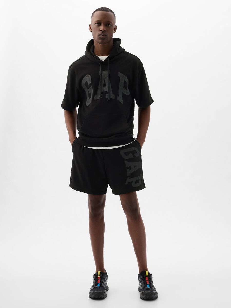 Jogger shorts in fleece with maxi logo print_0
