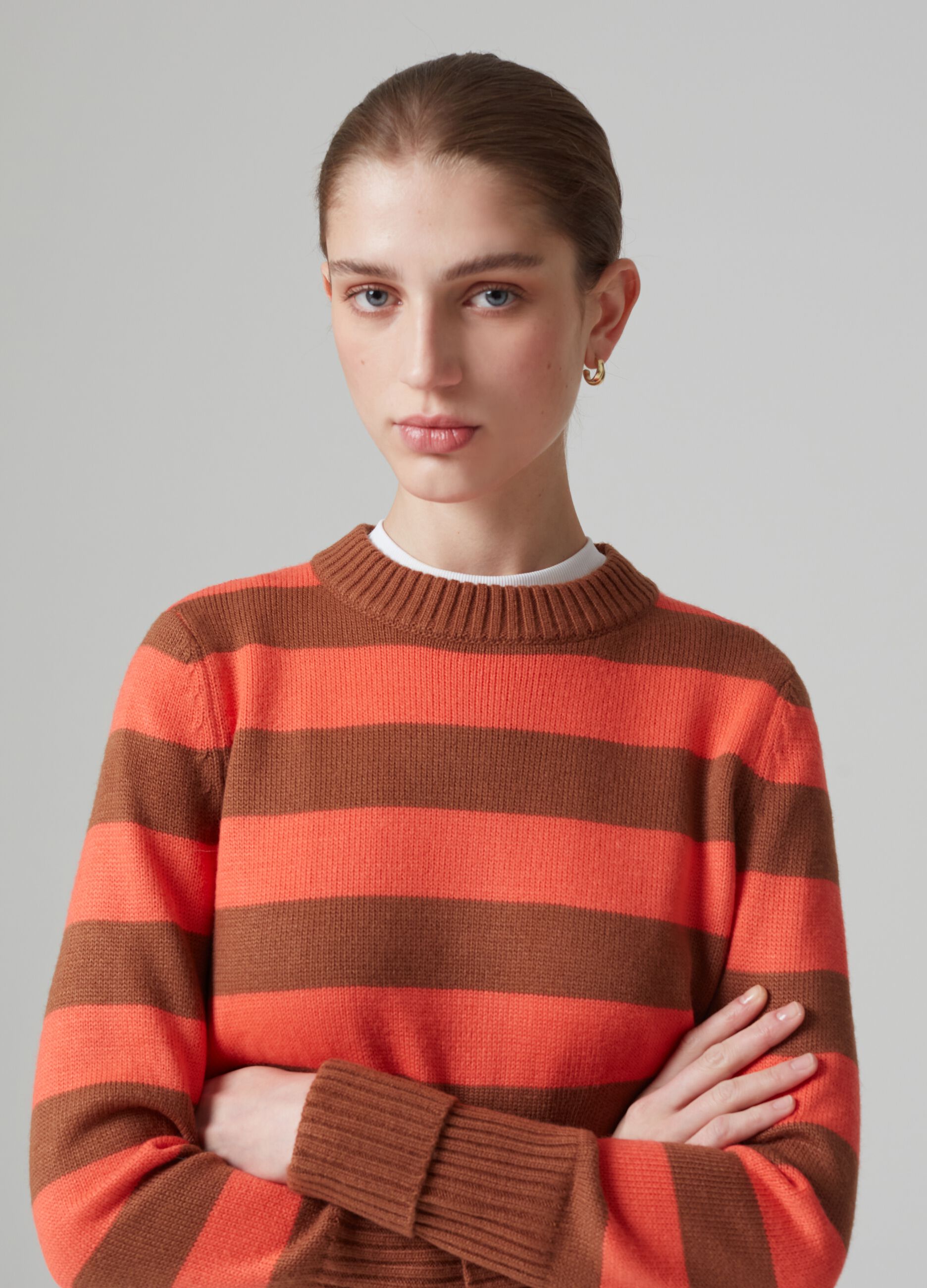 Striped pullover with round neck