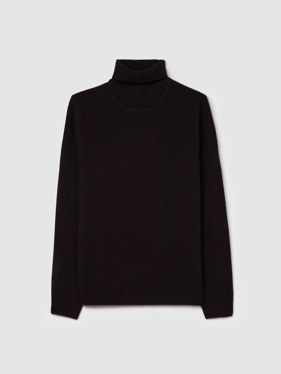 Pullover with high neck_4