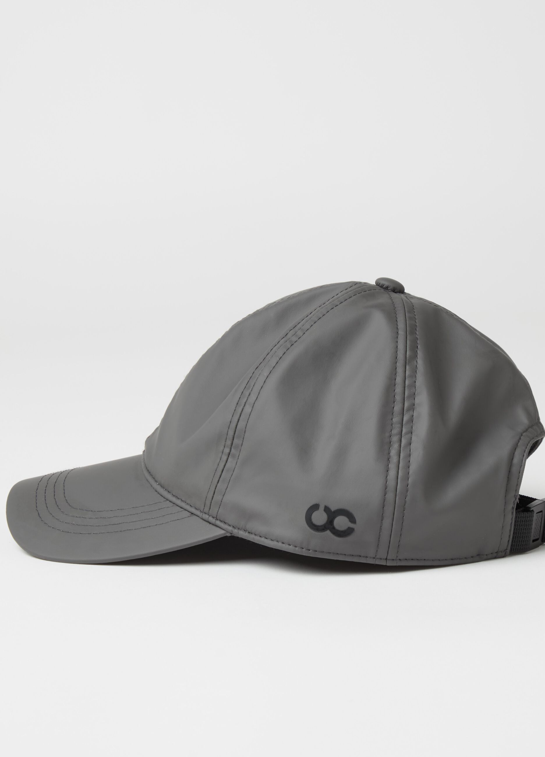 Waterproof baseball cap