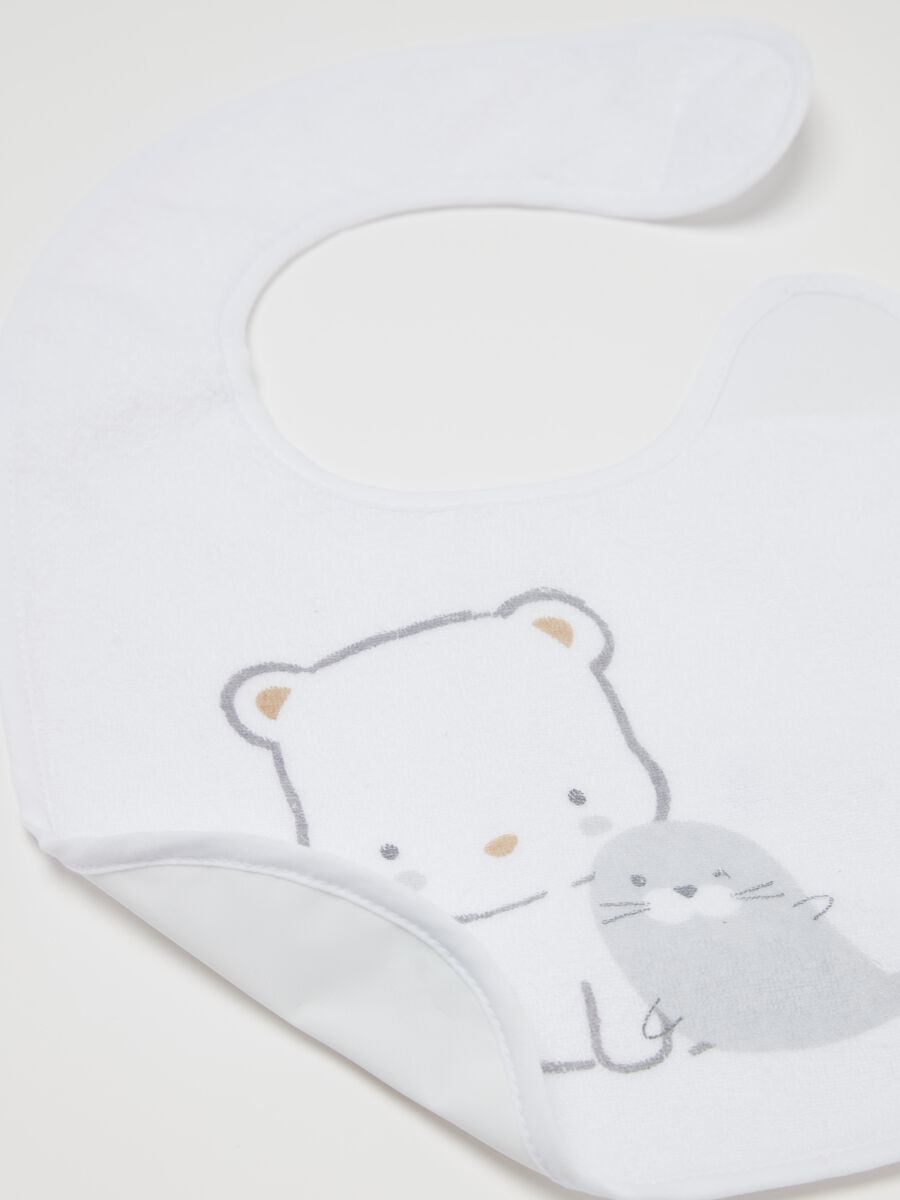 Two-pack bibs with teddy bear and seal print_2