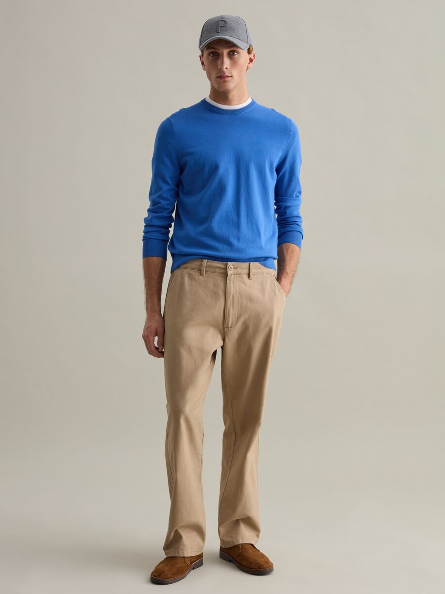 Round neck pullover_1