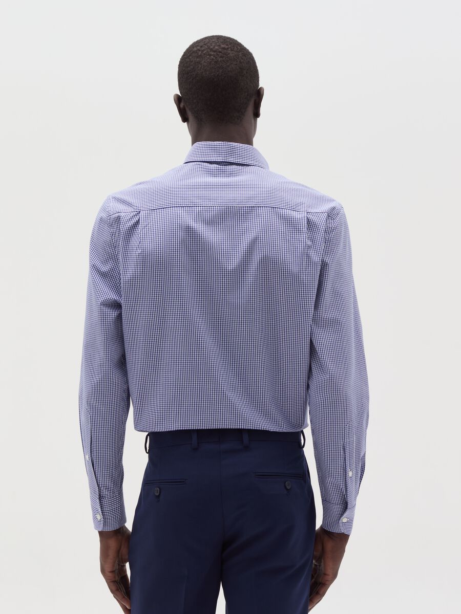 Regular-fit shirt with micro check pattern_2