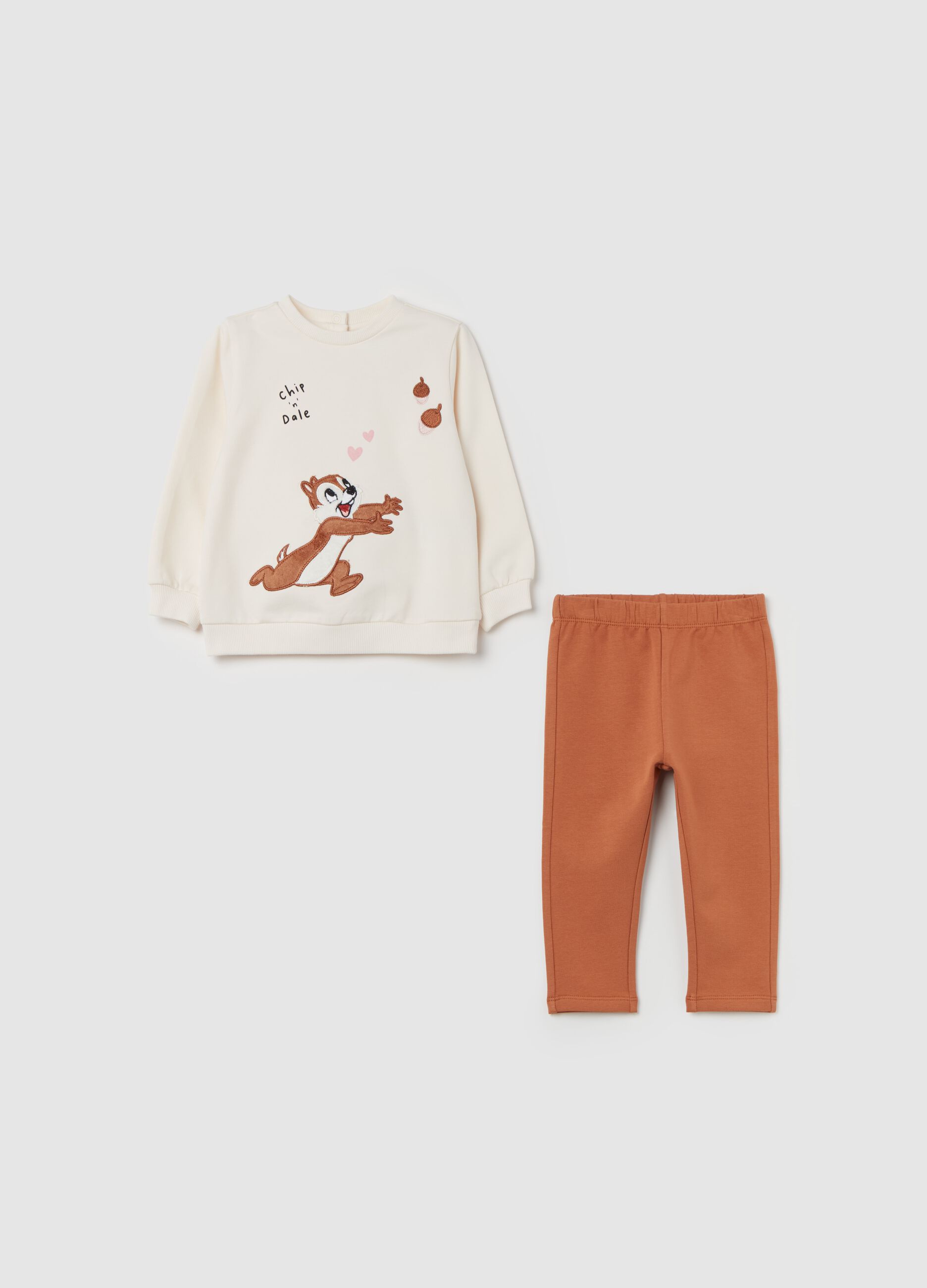 Jogging set with Chip ‘N’ Dale patch