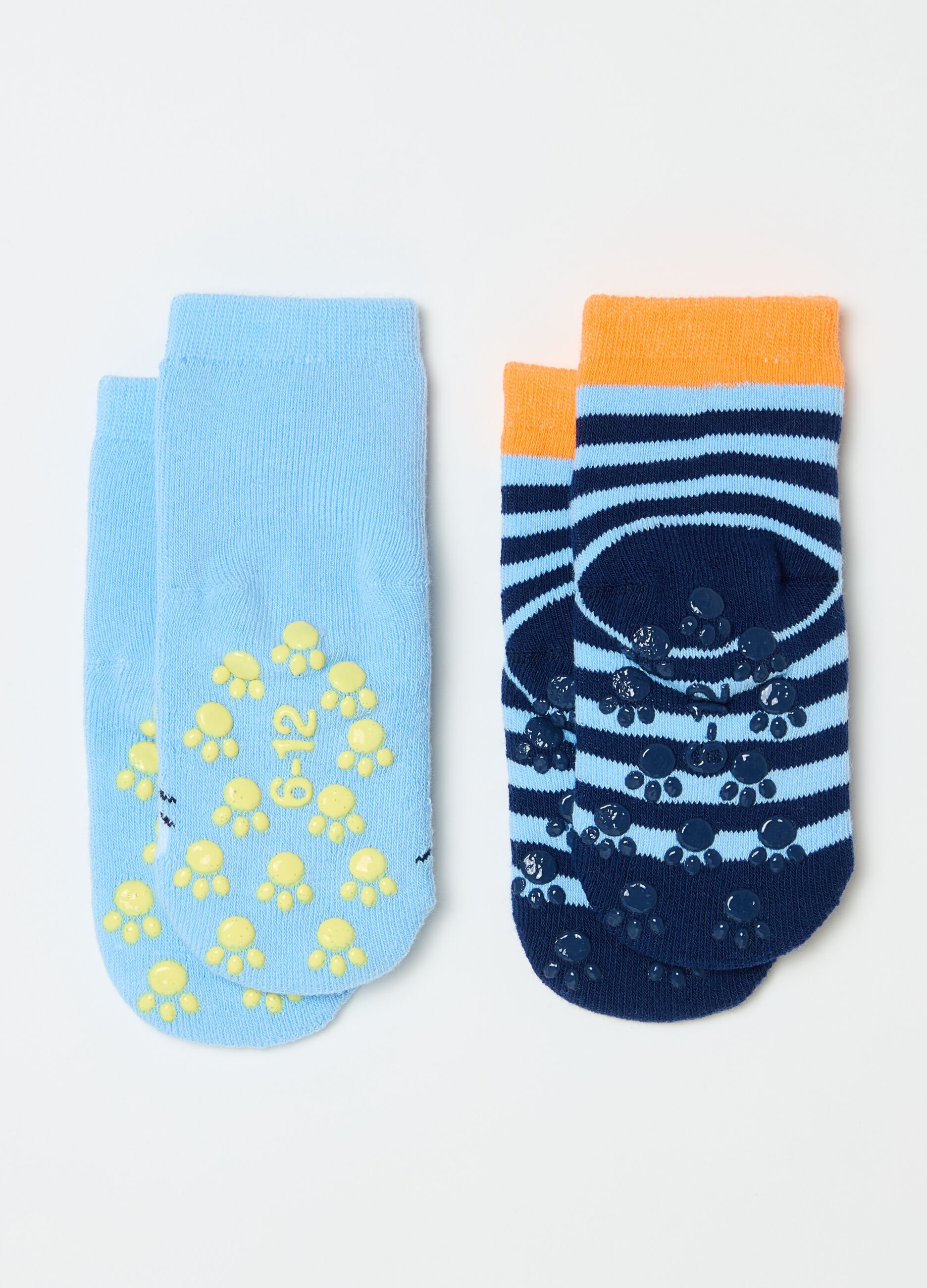 Two-pair pack slipper socks with puppies design