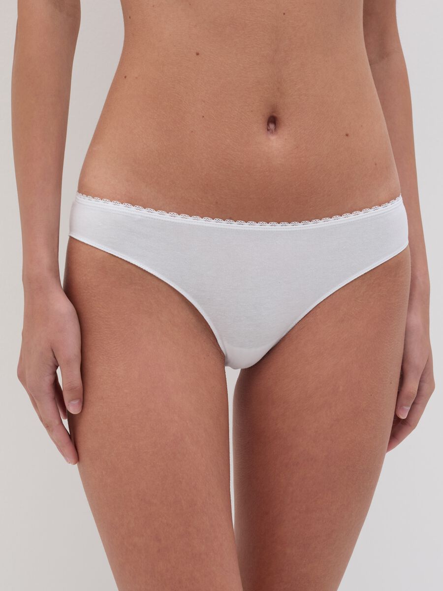 Three-pack Brazilian-cut briefs with lace_1