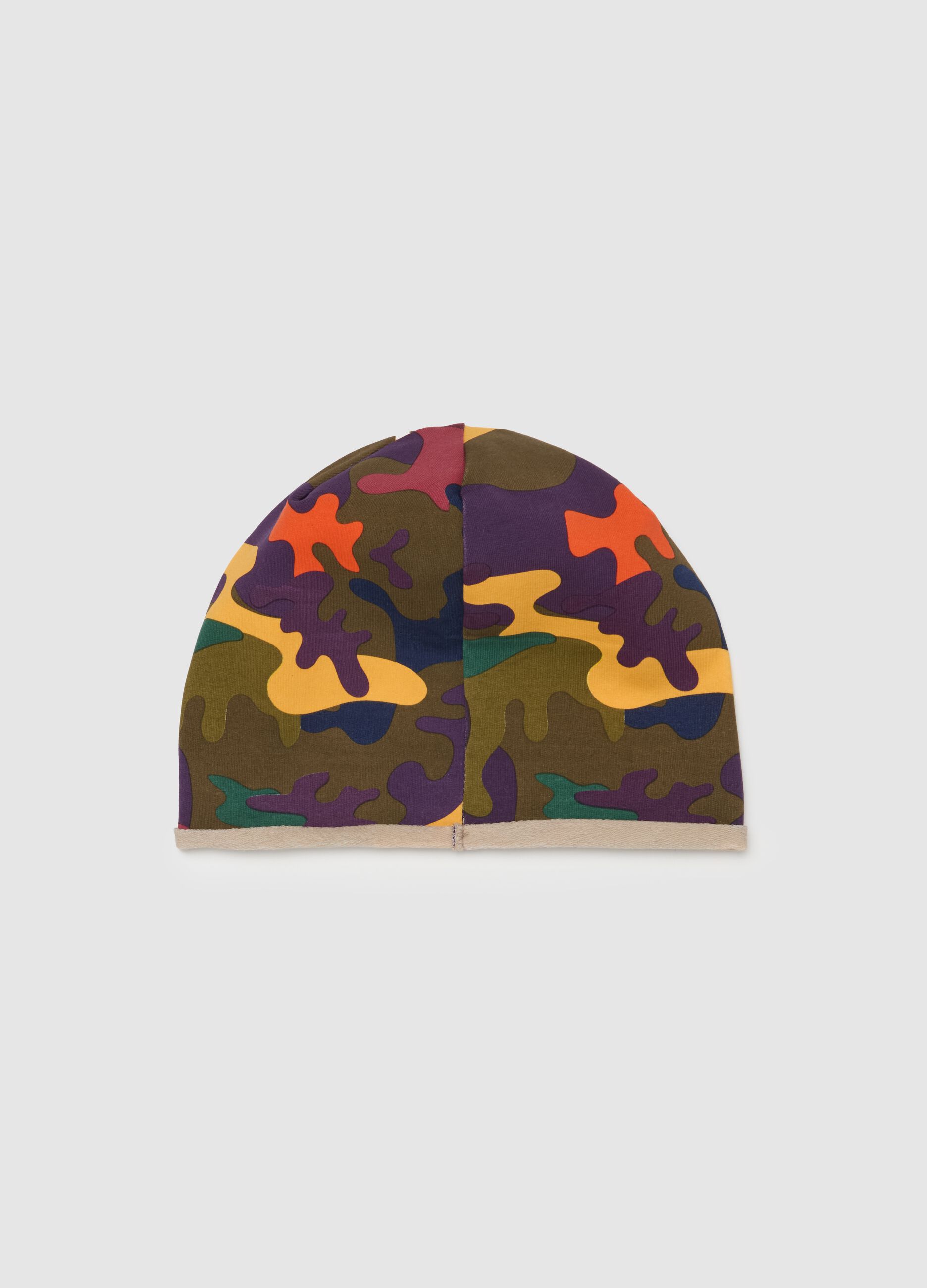 Camouflage hat in French terry