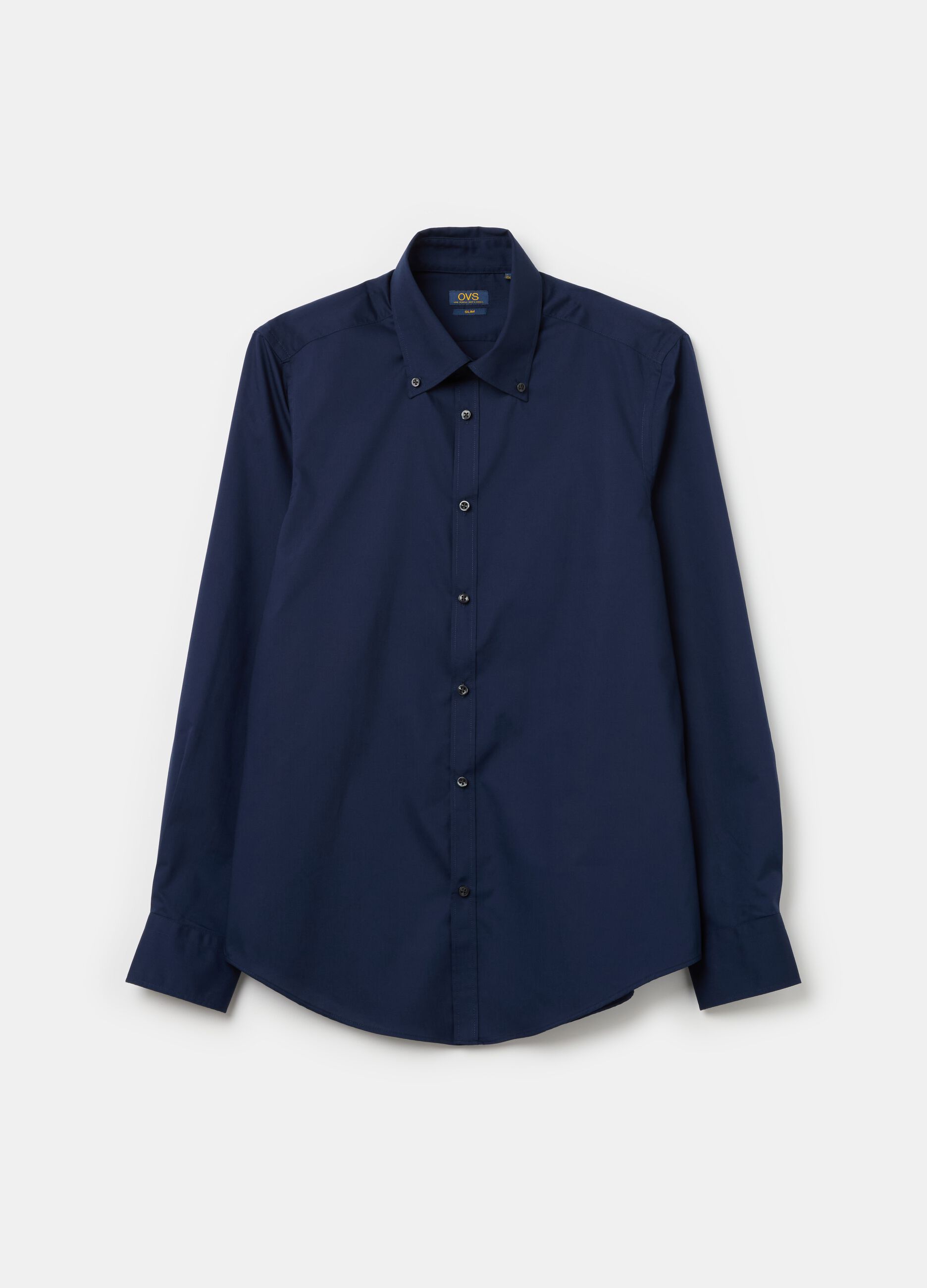 Slim-fit shirt with button-down collar