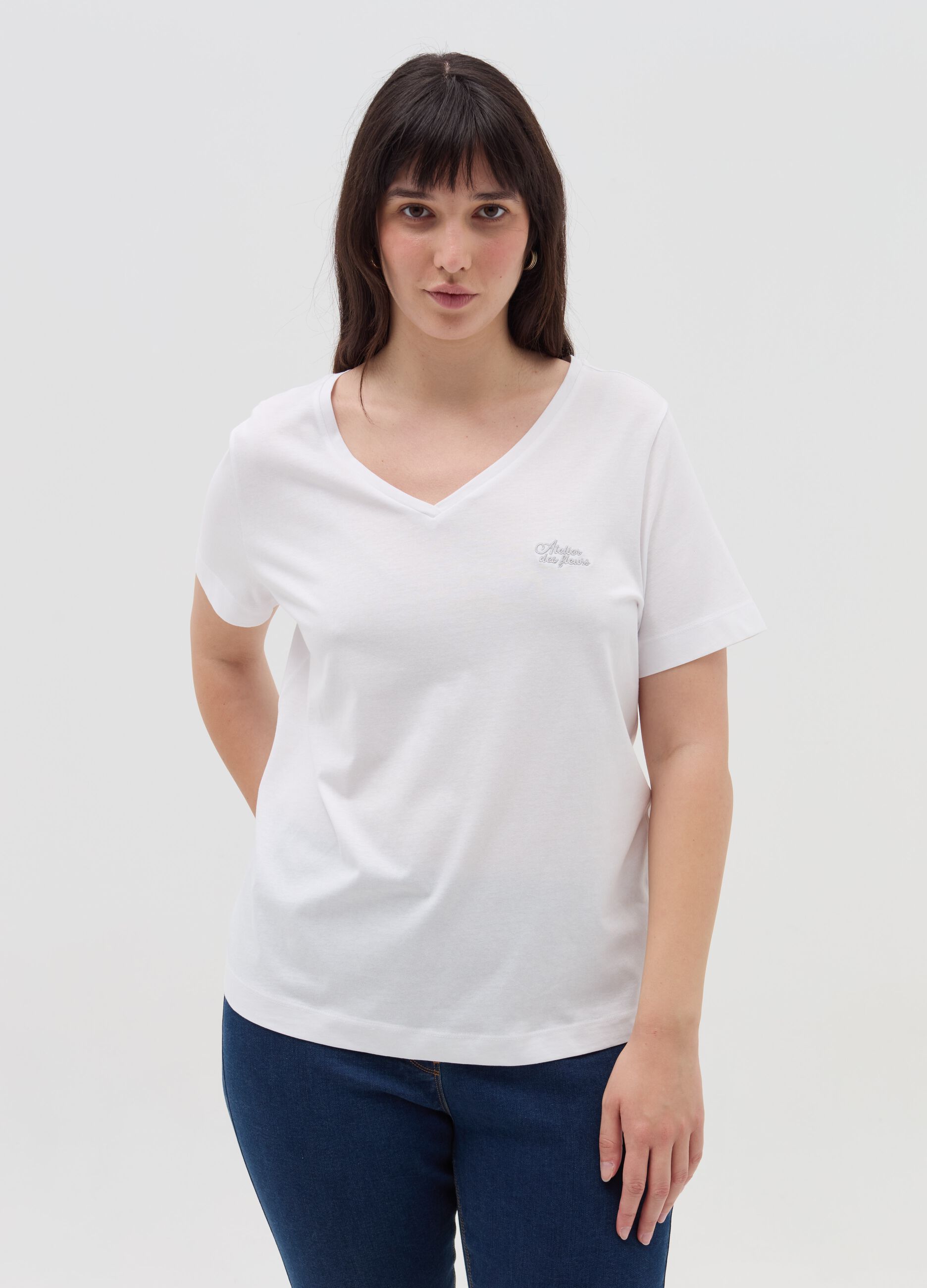 Curvy T-shirt with lurex embroidery