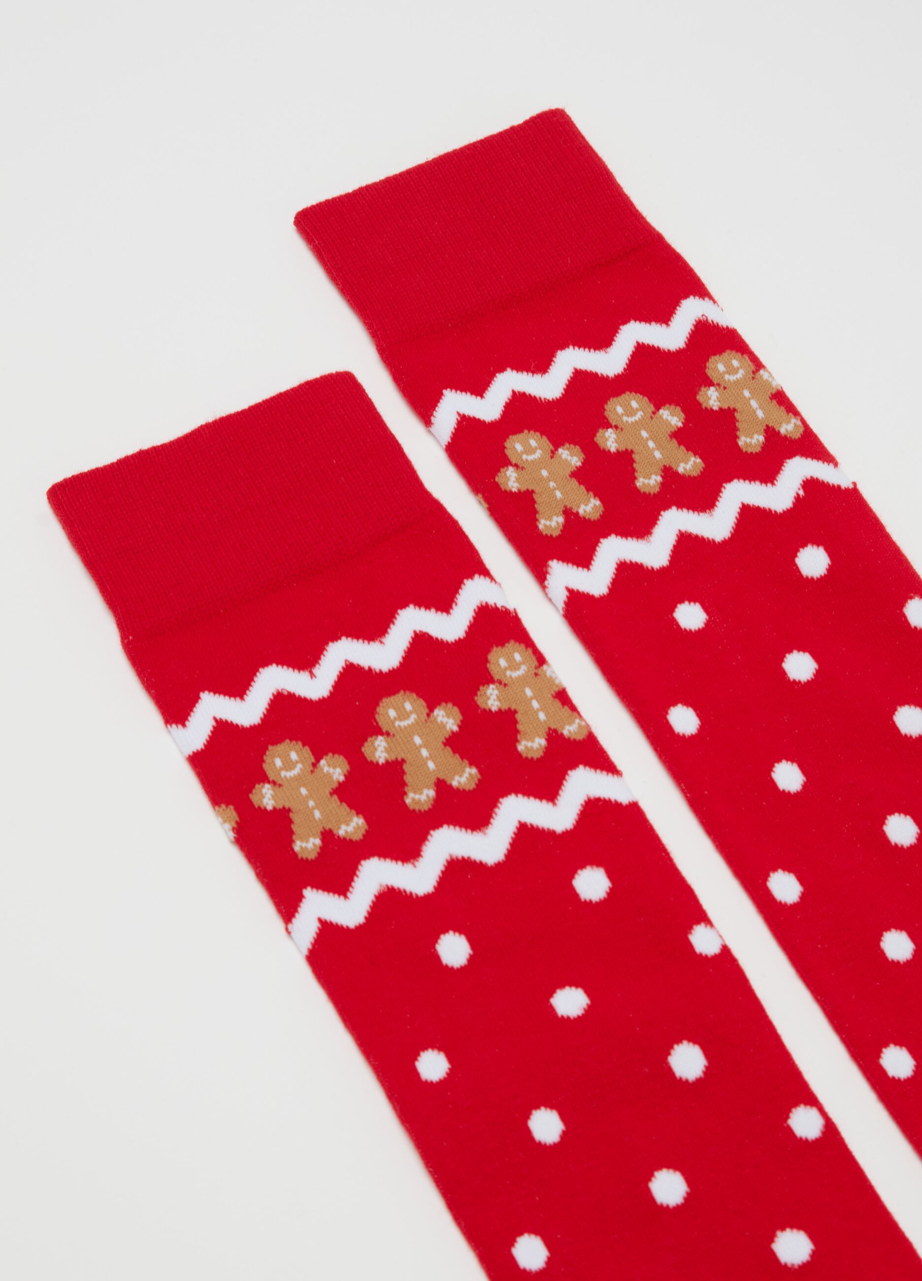 Long socks with polka dots and gingerbread design