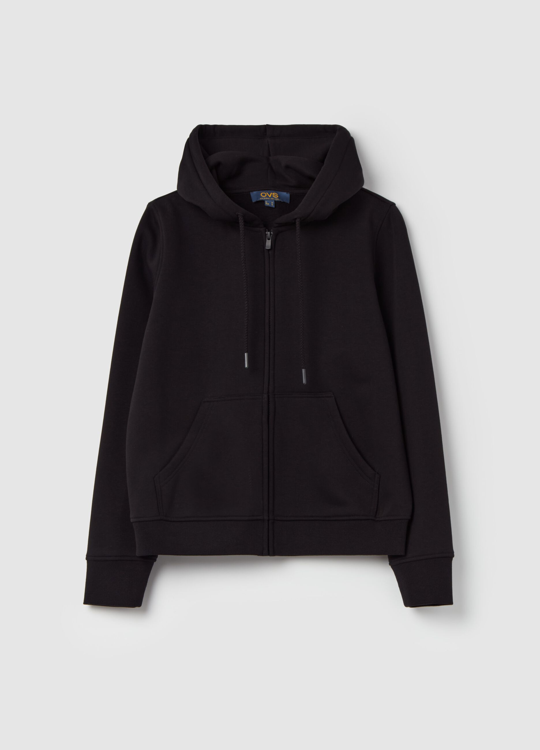 Essential sweatshirt with hood