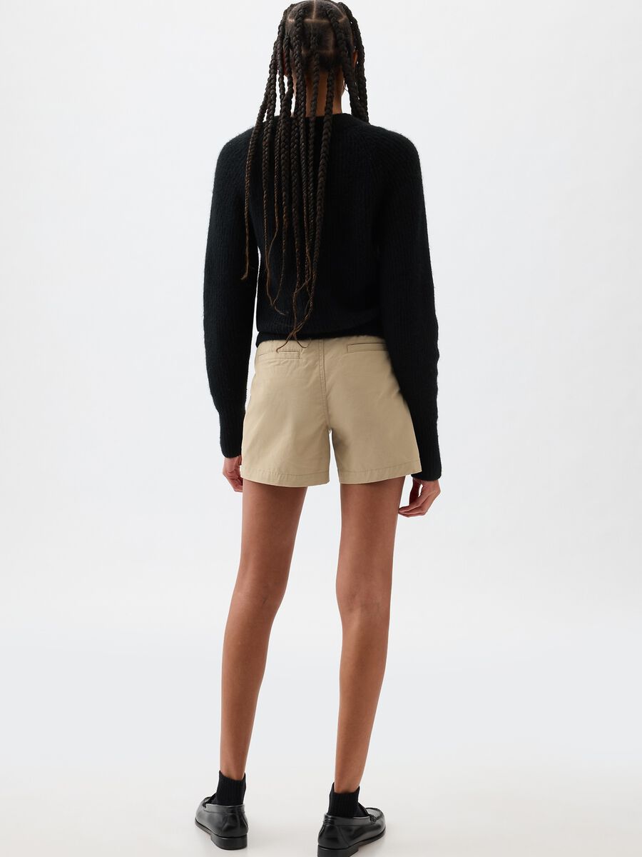 Shorts chino in cotone stretch_1