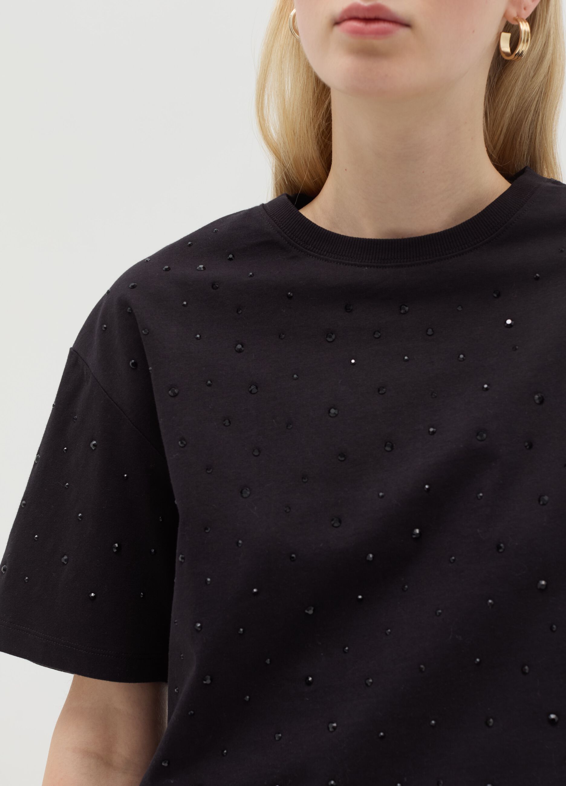 T-shirt in cotone con strass