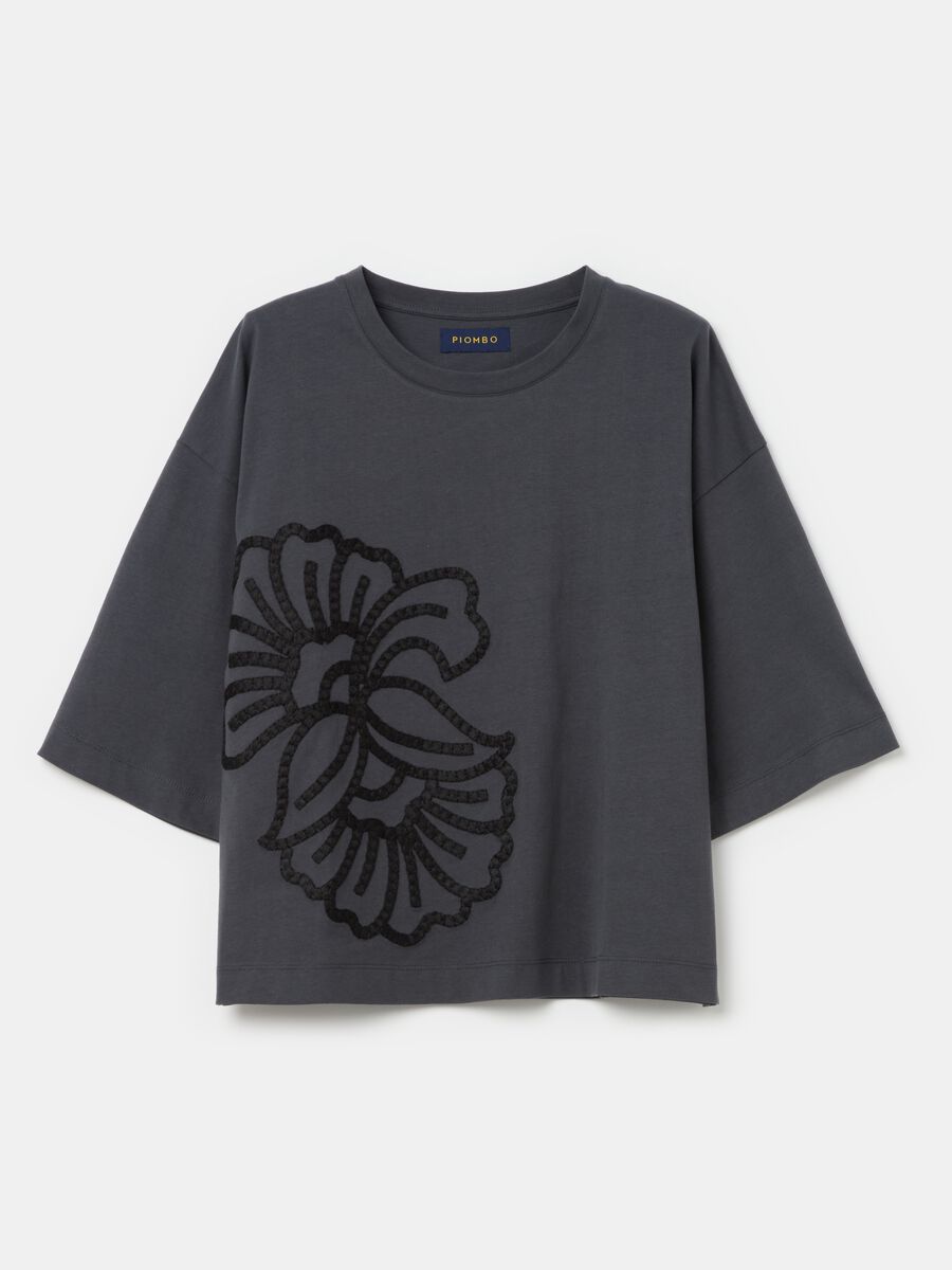 Oversized T-shirt with floral embroidery_4