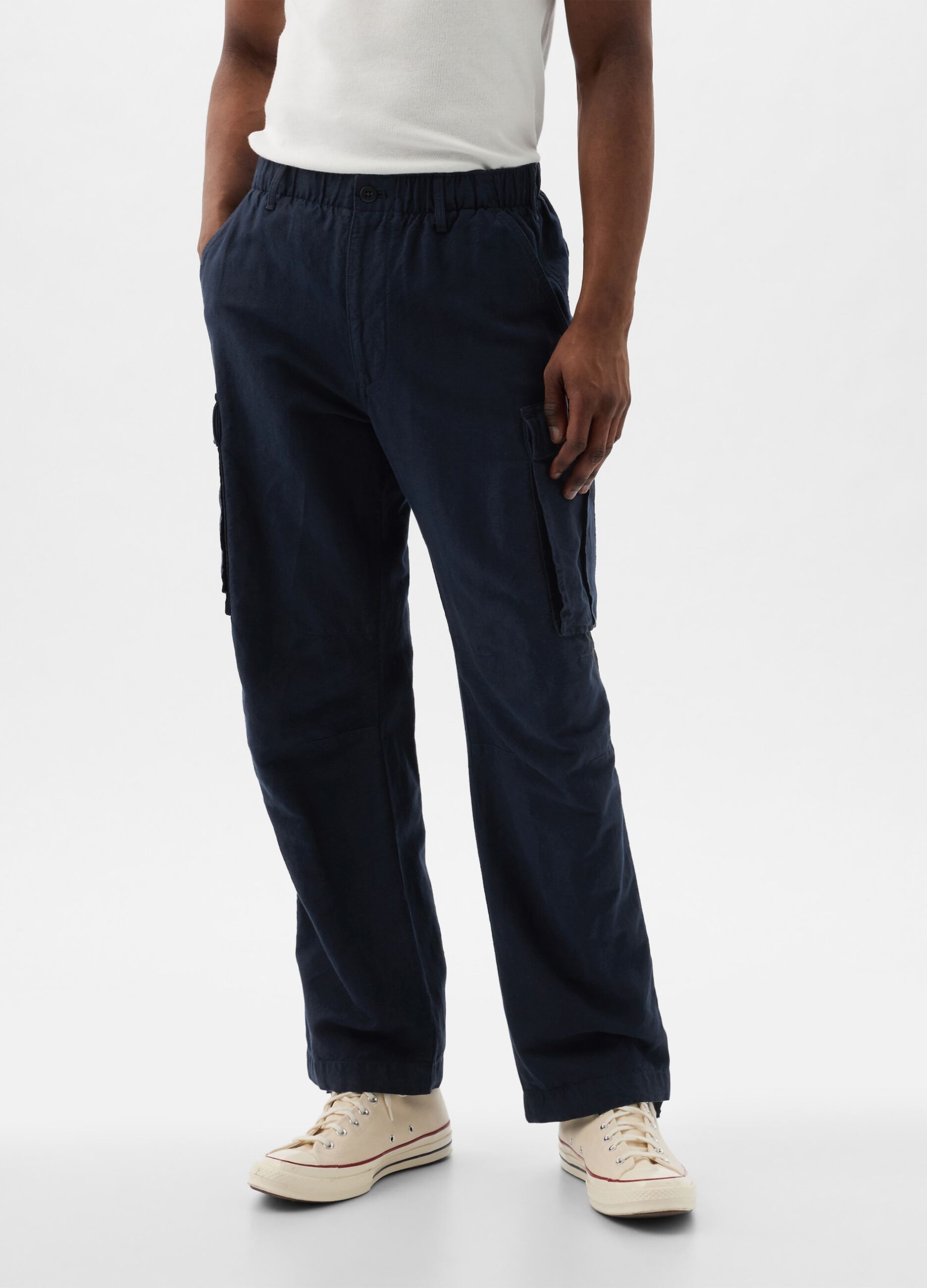 Cargo parachute trousers in linen and cotton