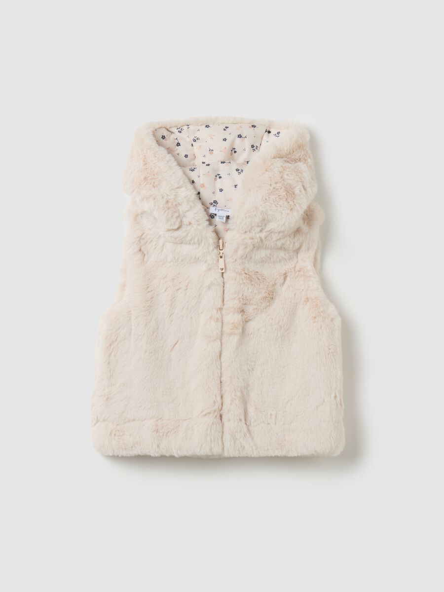 Gilet in eco pelliccia con cappuccio_0