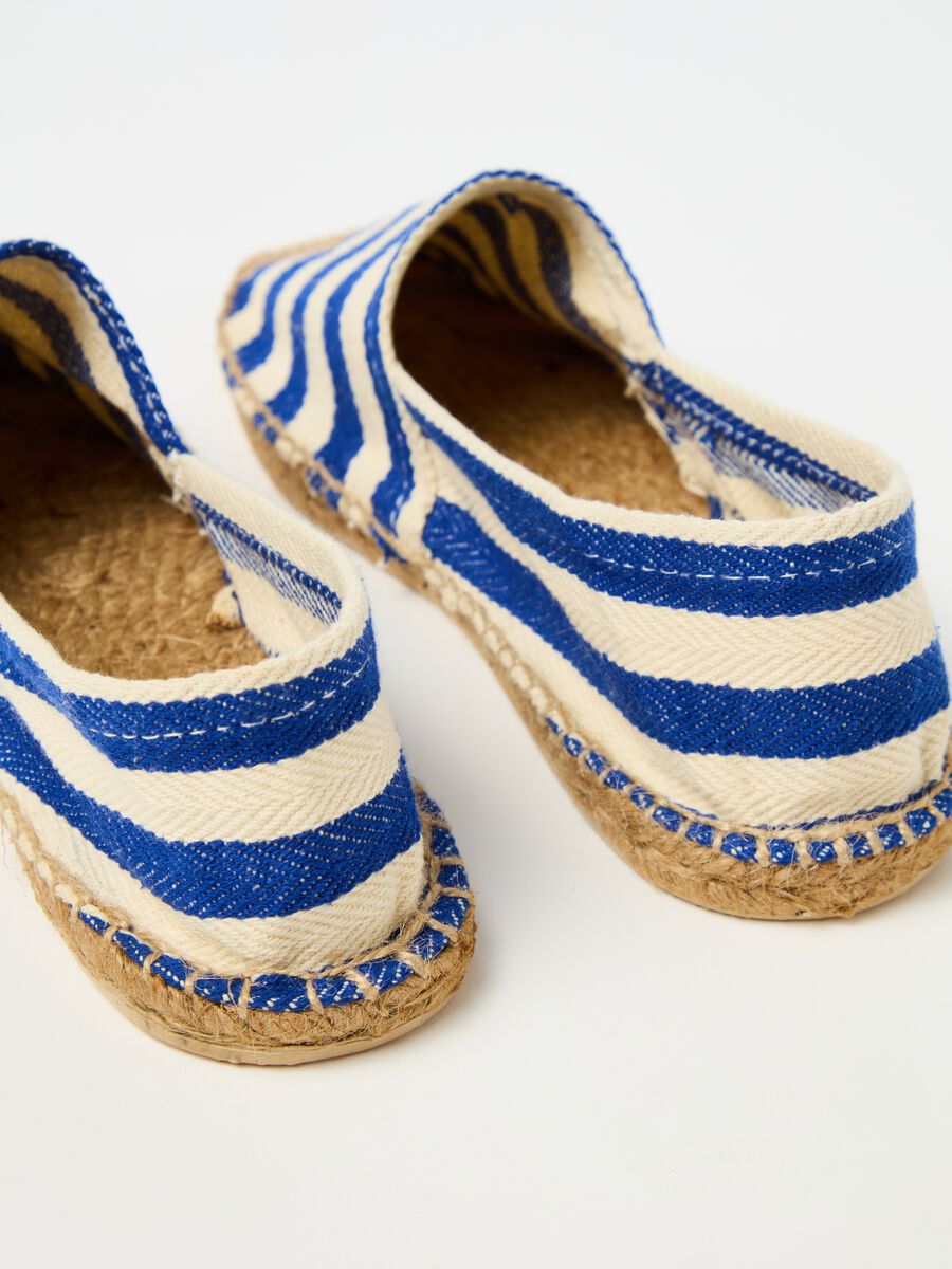 Espadrilles with striped pattern_2