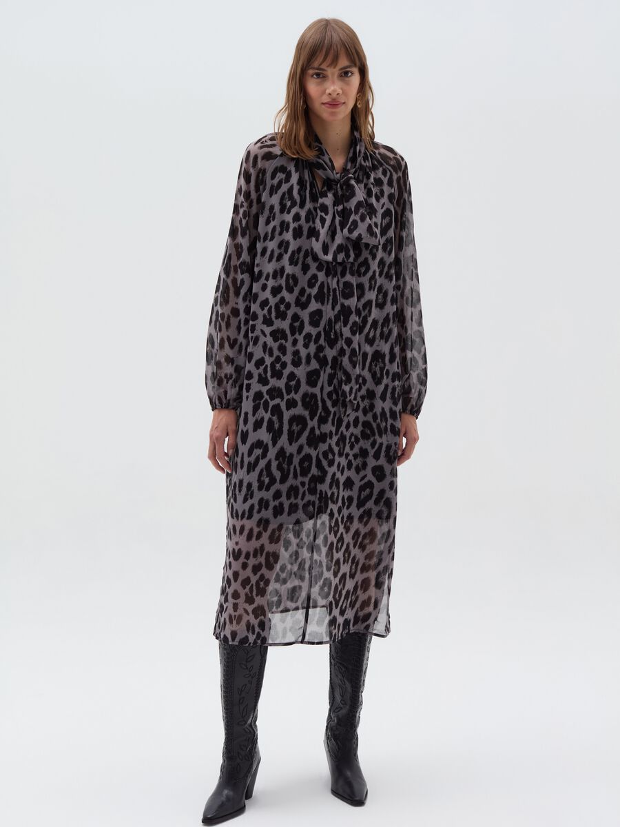 Long animal print dress with scarf_0