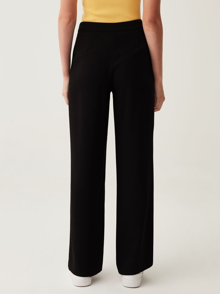 Flare-fit cropped trousers_2