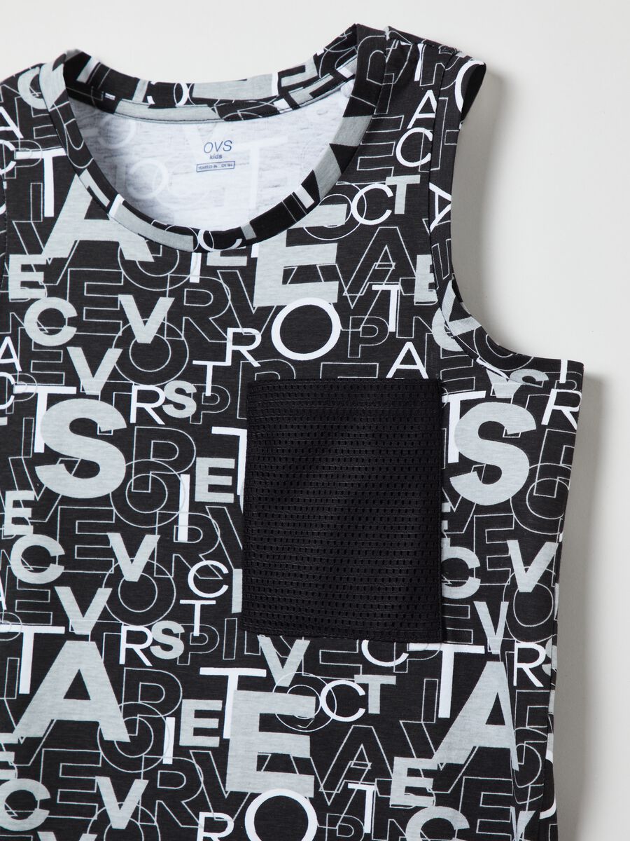 Racerback vest with print and mesh pocket_2