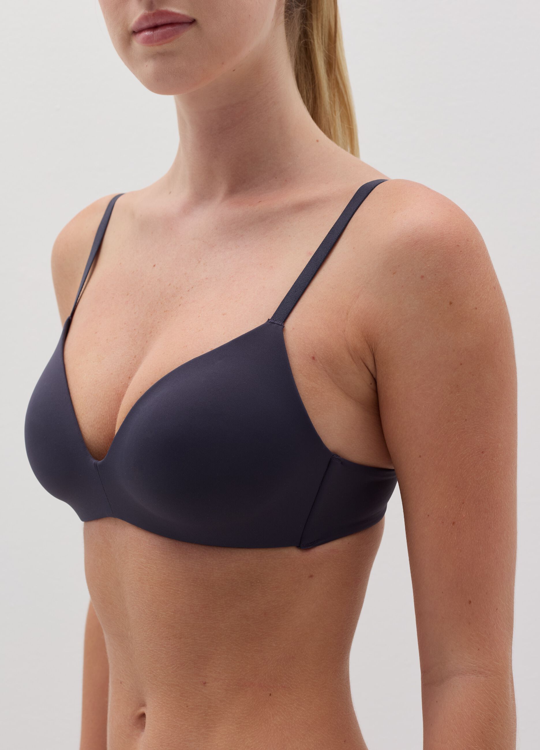 Ele bra without underwiring with cup